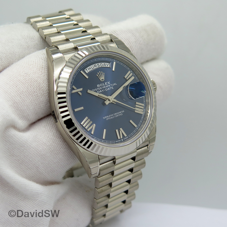 rolex day date 40 white gold blue dial