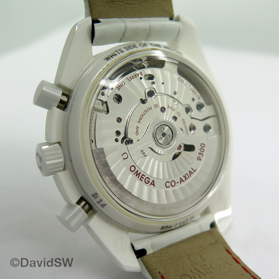 omega speedmaster moonwatch white face