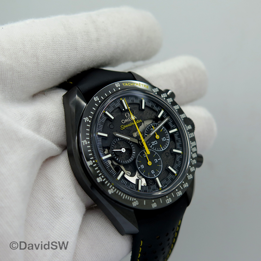 omega speedmaster moonwatch dark side of the moon apollo 8