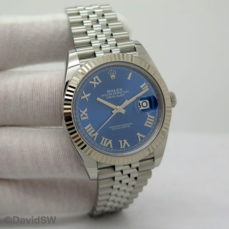 126334 blue roman