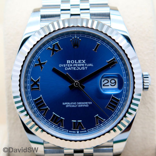 126334 blue roman